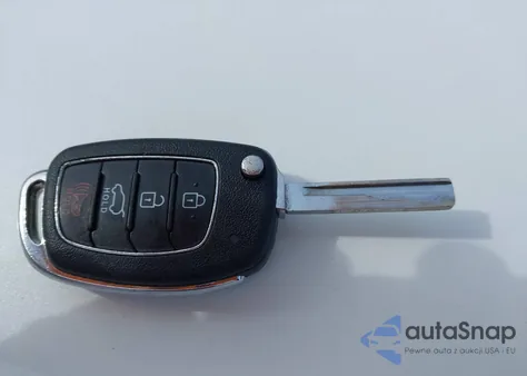 2017 Hyundai Santa Fe Sport 2.4L from USA, damaged, VIN 5NMZTDLB1HH002774